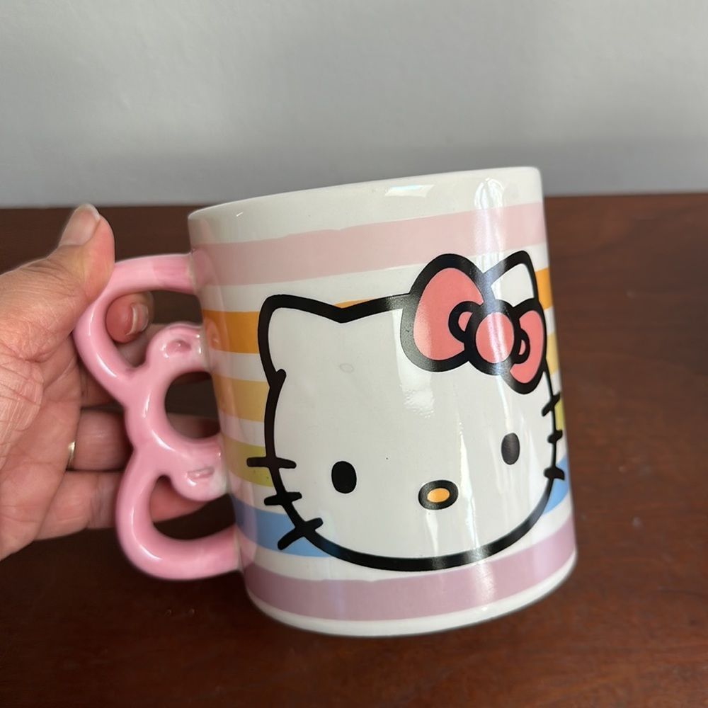 Hello Kitty pink mug